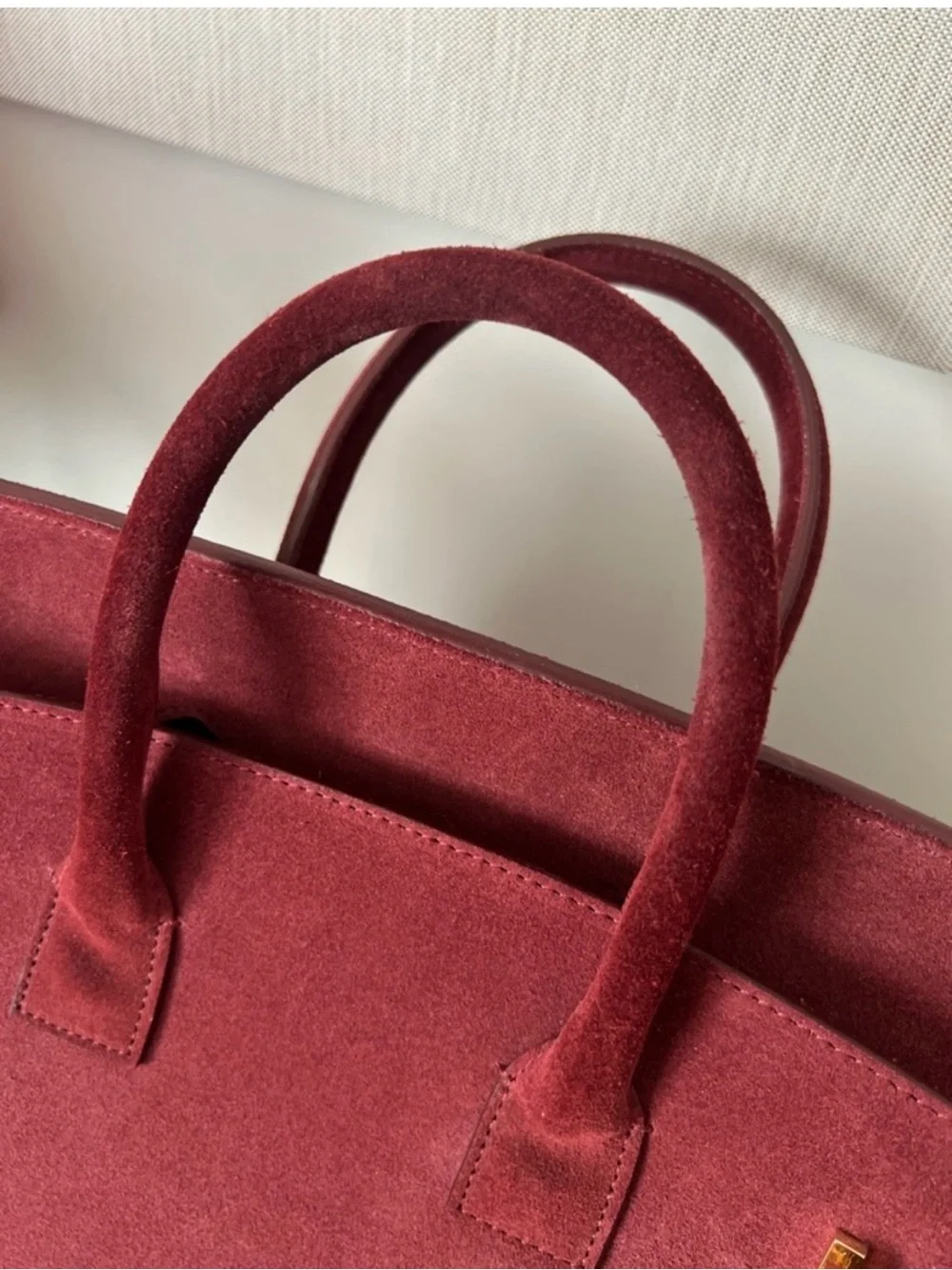 Teddy Blake elegant burgundy